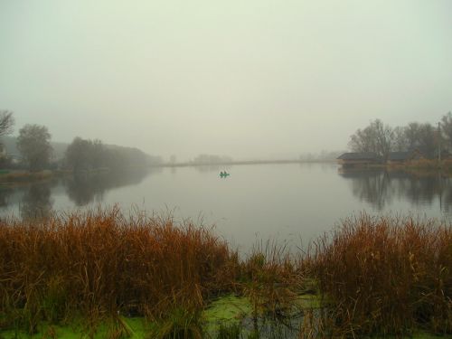 Fog_over_the_lake_4